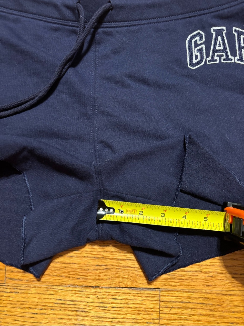 GAP Logo Shorts - Picture 5 of 7